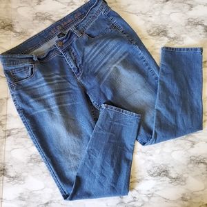 Apt. 9 cropped jeans size 10